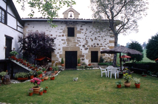 San Andres Ermita.jpg